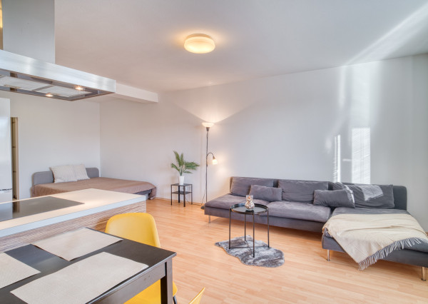 Na predaj priestranný 1-izbový byt v Miloslavove