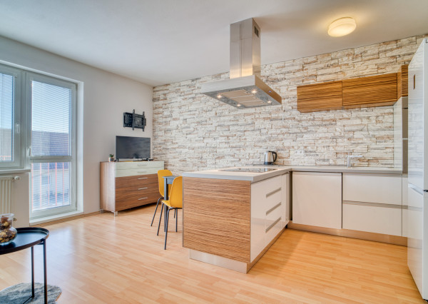 Na predaj priestranný 1-izbový byt v Miloslavove