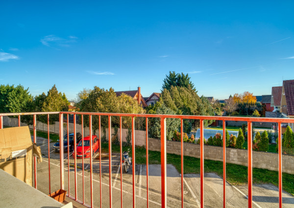 Na predaj priestranný 1-izbový byt v Miloslavove