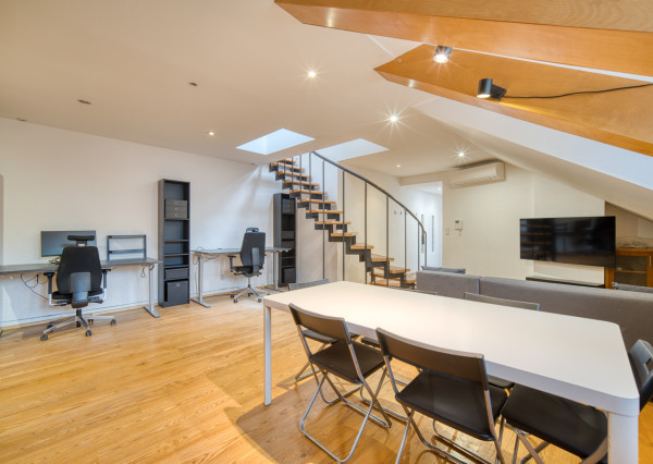 Na predaj netradičný loftový mezonet v srdci Starého Mesta