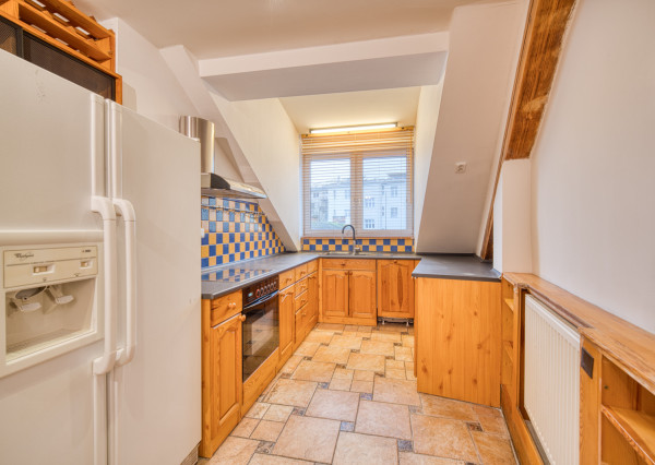 Na predaj netradičný loftový mezonet v srdci Starého Mesta