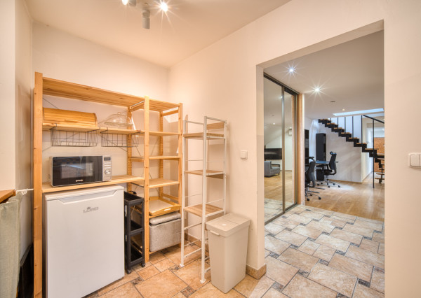 Na predaj netradičný loftový mezonet v srdci Starého Mesta