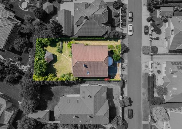 Na predaj poschodová 6-izbová vila v srdci Dunajskej Stredy