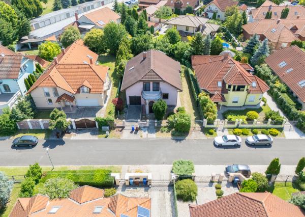 Na predaj poschodová 6-izbová vila v srdci Dunajskej Stredy