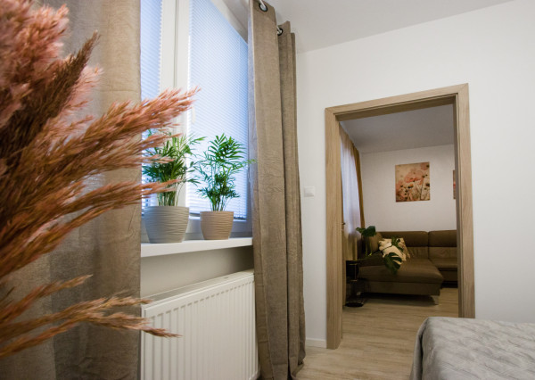 Na predaj investičný 1-izbový  byt Bratislave-Dúbravka