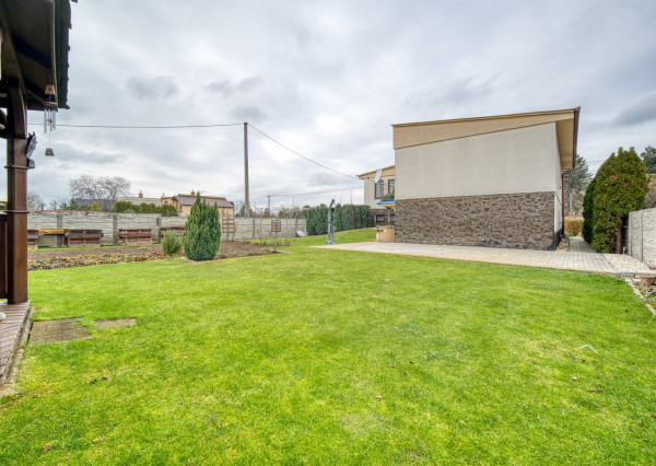 Na predaj rodinný dom v Chynoranoch