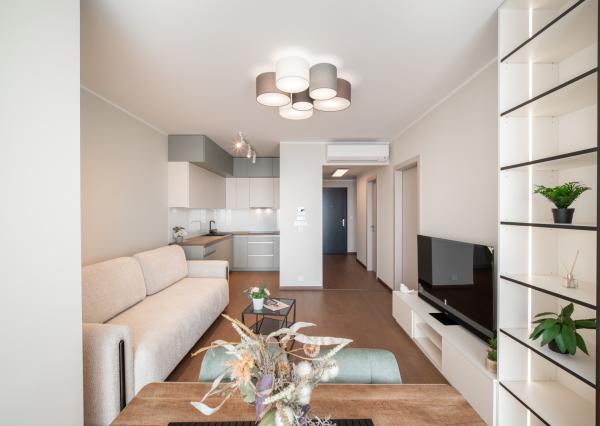 Na prenájom 2-izbový byt so šatníkom v Eurovea Tower – Bratislava