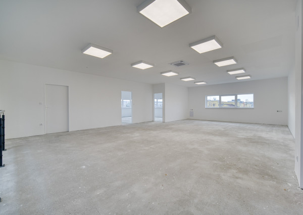 Na prenájom administratívny a obchodný priestor v Stupave