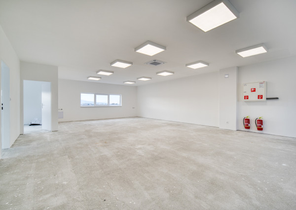 Na prenájom administratívny a obchodný priestor v Stupave