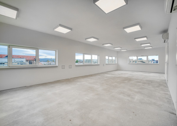 Na prenájom administratívny a obchodný priestor v Stupave