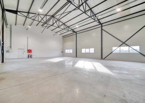 Na prenájom administratívny a obchodný priestor v Stupave