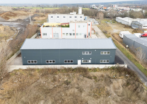 Na prenájom administratívny a obchodný priestor v Stupave