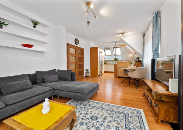 Na prenájom 3-izbový mezanín na Košickej ulici v Bratislave