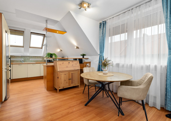 Na prenájom 3-izbový mezanín na Košickej ulici v Bratislave