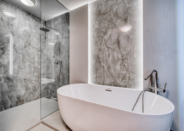 Na predaj 2-izbový byt s veľkolepou terasou na Kolibe