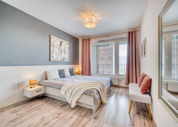 REZERVOVANÉ: Na predaj 2-izbový zariadený byt v novostavbe Bory