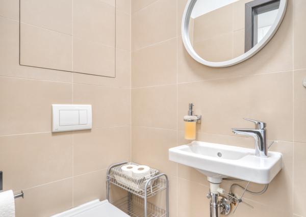 REZERVOVANÉ: Na predaj 2-izbový zariadený byt v novostavbe Bory