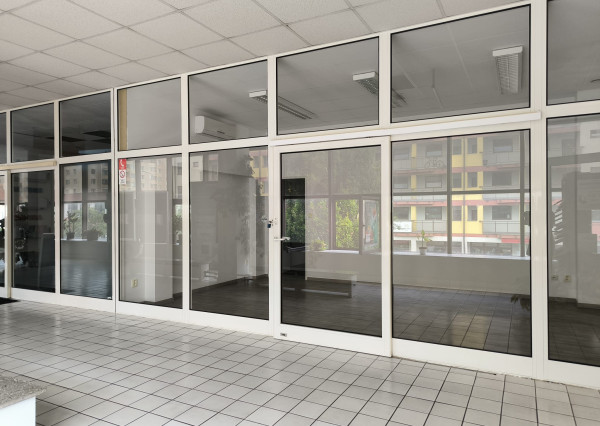 Na prenájom obchodný priestor v centre Malaciek