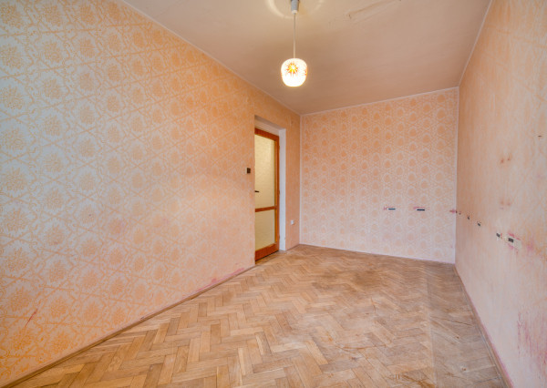 Na predaj 3-izbový byt s loggiou v centre Stupavy