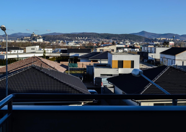 Na predaj zariadený 2-izbový byt Na Pažiti v Trenčíne