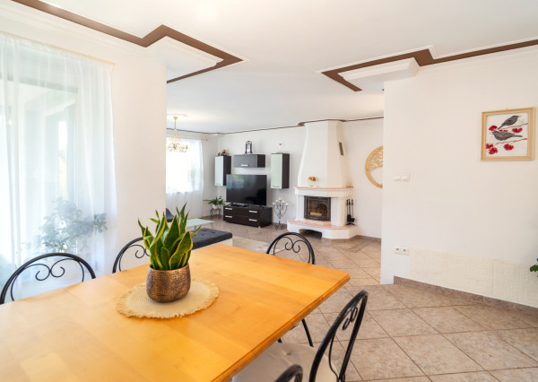 Na predaj 6-izbový rodinný v Zamarovciach