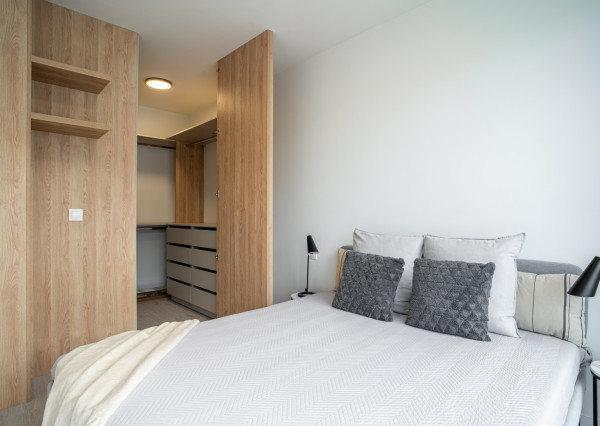 Na prenájom exkluzívny 2-izbový byt s terasou v centre Bratislavy