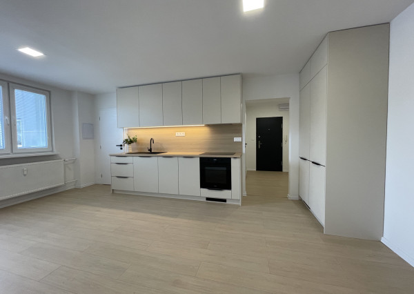 Na prenájom 2-izbový byt v centre Dubnice nad Váhom