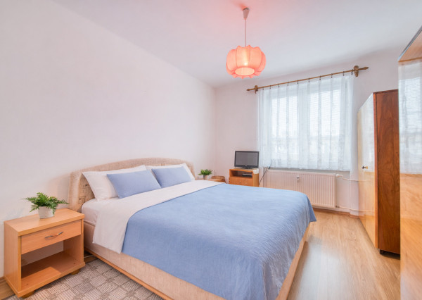 Na predaj priestranný 3-izbový byt v Malackách