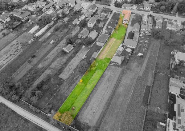 Na predaj rodinný dom so slnečným pozemkom-Veľké Chlievany