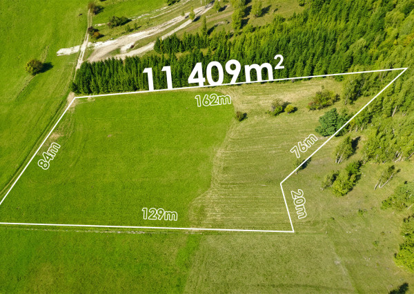 Na predaj rovinatý pozemok v obci Šútovo