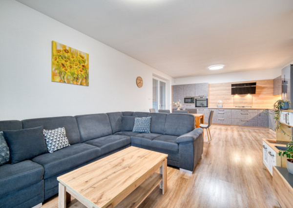 Na predaj príjemný 4-izbový byt v pokojnej časti Tomášova