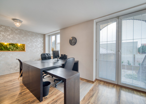 Na predaj dvojpodlažný 4-izbový dom v Malackách