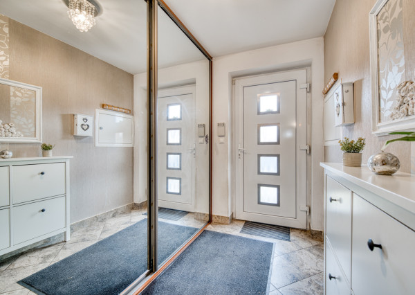 Na predaj dvojpodlažný 4-izbový dom v Malackách