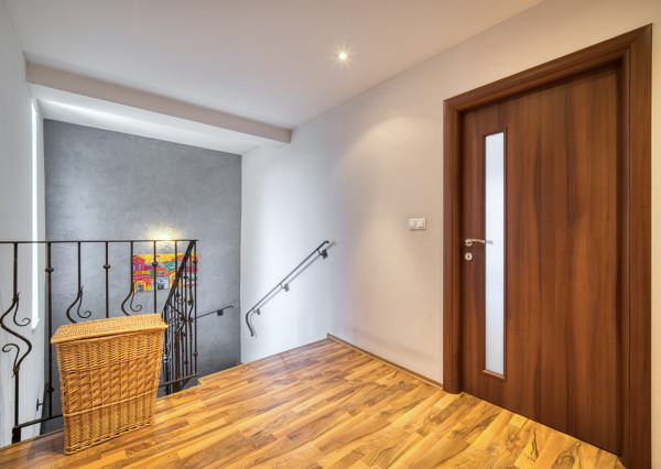 Na predaj dvojpodlažný 4-izbový dom v Malackách