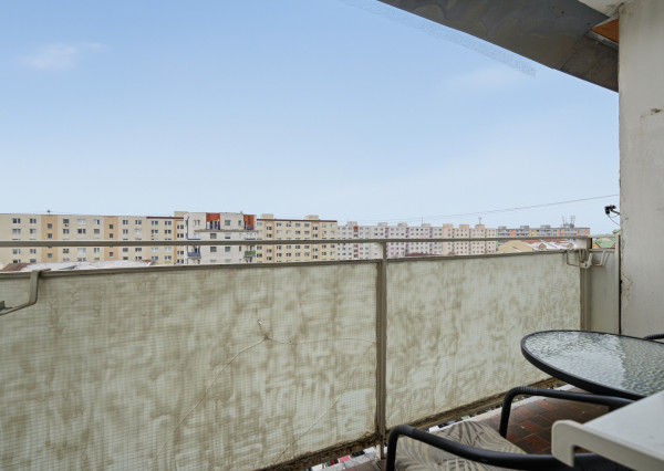 Na predaj 2,5-izbový byt s balkónom v centre mesta Malacky