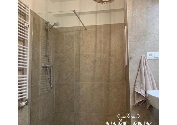 Na prenájom nový, zariadený 2izb byt na ul. Za Liptovskou v Trenčíne.