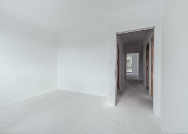 Na predaj skolaudovaný 3-izbový byt s vlastnou záhradou