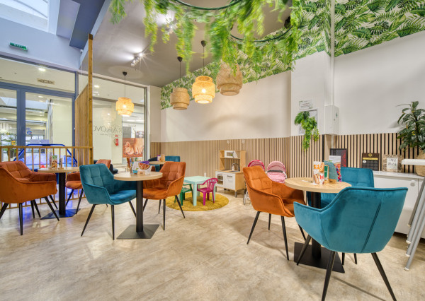 Na odstúpenie kaviareň s detským ihriskom v OC MOLO v Pezinku