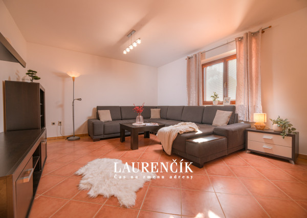 NA PREDAJ | Rodinný dom v Trenčíne s nadštandardným pozemkom 1 047 m²