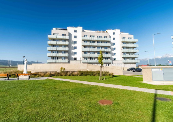 Na prenájom 1-izbový byt s parkovacím miestom v Poprade