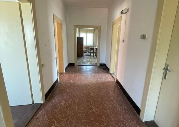 Exklzívne na predaj veľký 7 izb. RD- Partizánske / Veľké Bielice