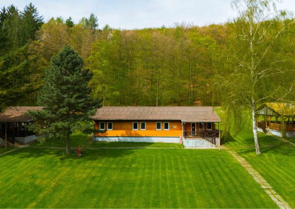 Na predaj rekreačný rezort v chránenej oblasti Bielych Karpát