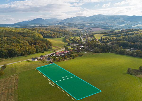 Na predaj investičný pozemok v Chmeľove