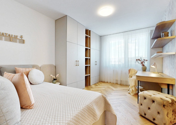 LUXUSNÝ 4i PENTHOUSE S ÚCHVATNOU TERASOU, panoramatickými výhľadmi a parkovaním