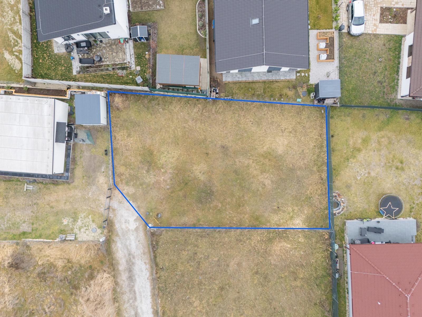 Na predaj pozemok vhodný na výstavbu rodinnému domu v Zohore