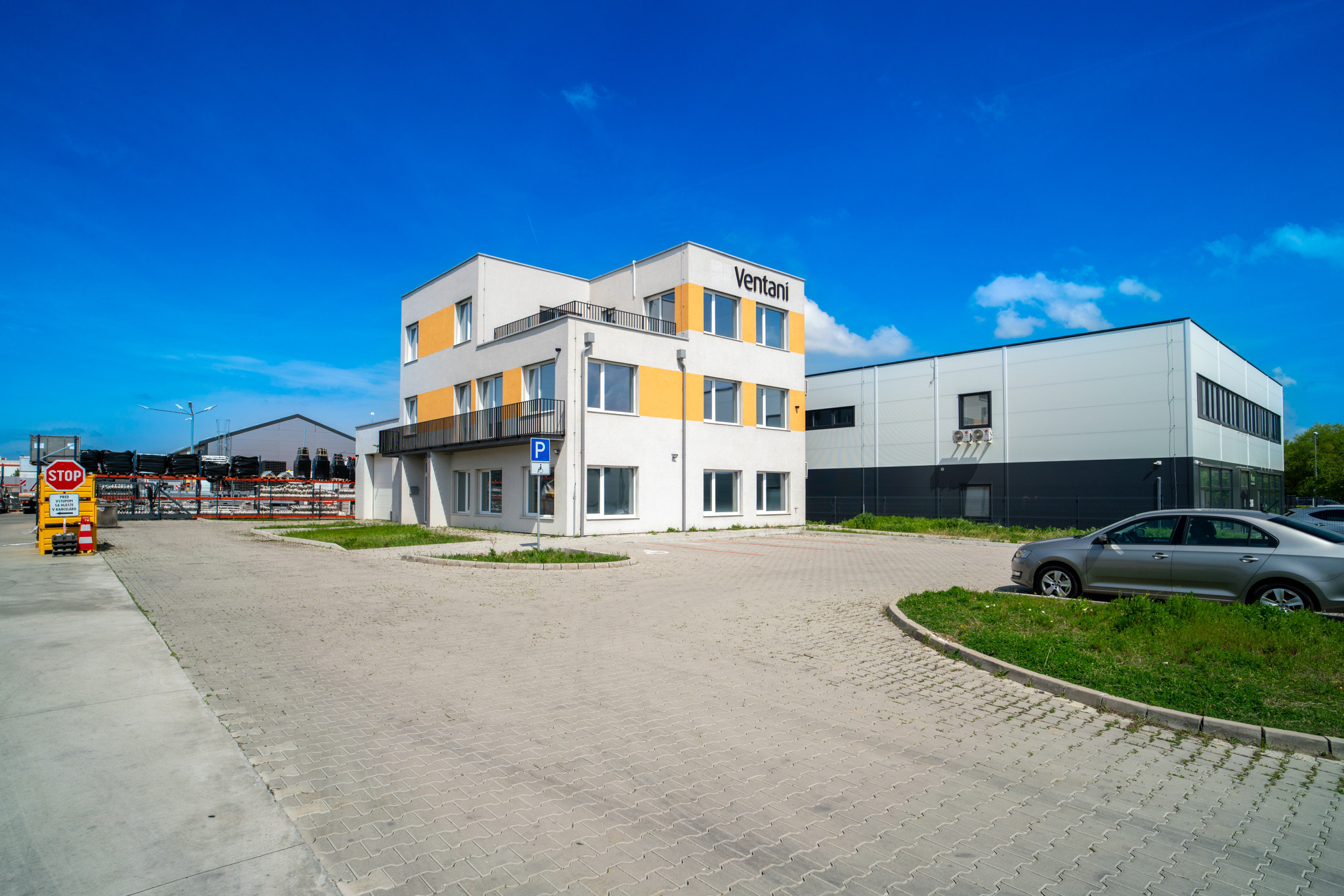 Na predaj 3-podlažná polyfunkcia na Zavarskej ulici v Trnave