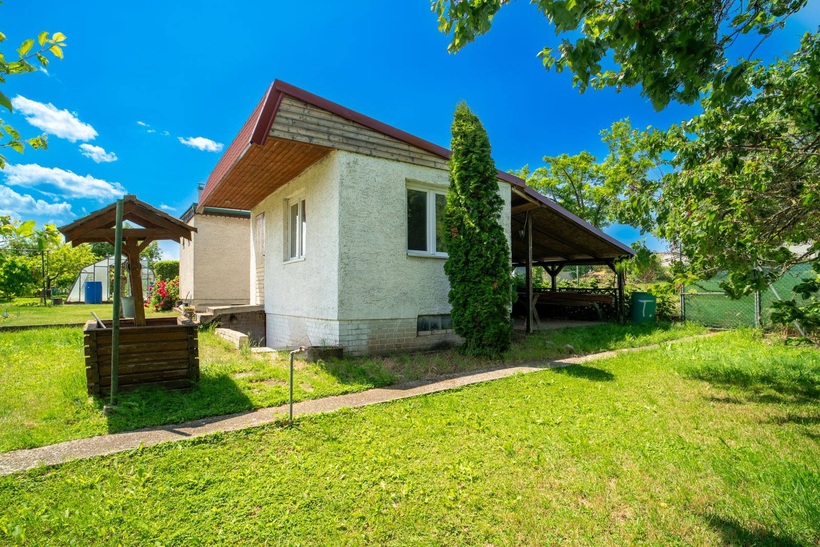 Na predaj záhradná chatka v rekreačnej oblasti v Špačinciach