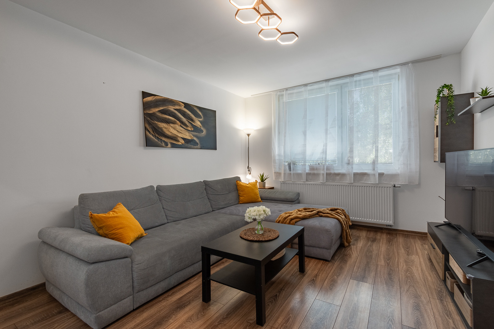 Na predaj kompletne zariadený 3,5-izbový byt v Dolnej Strede