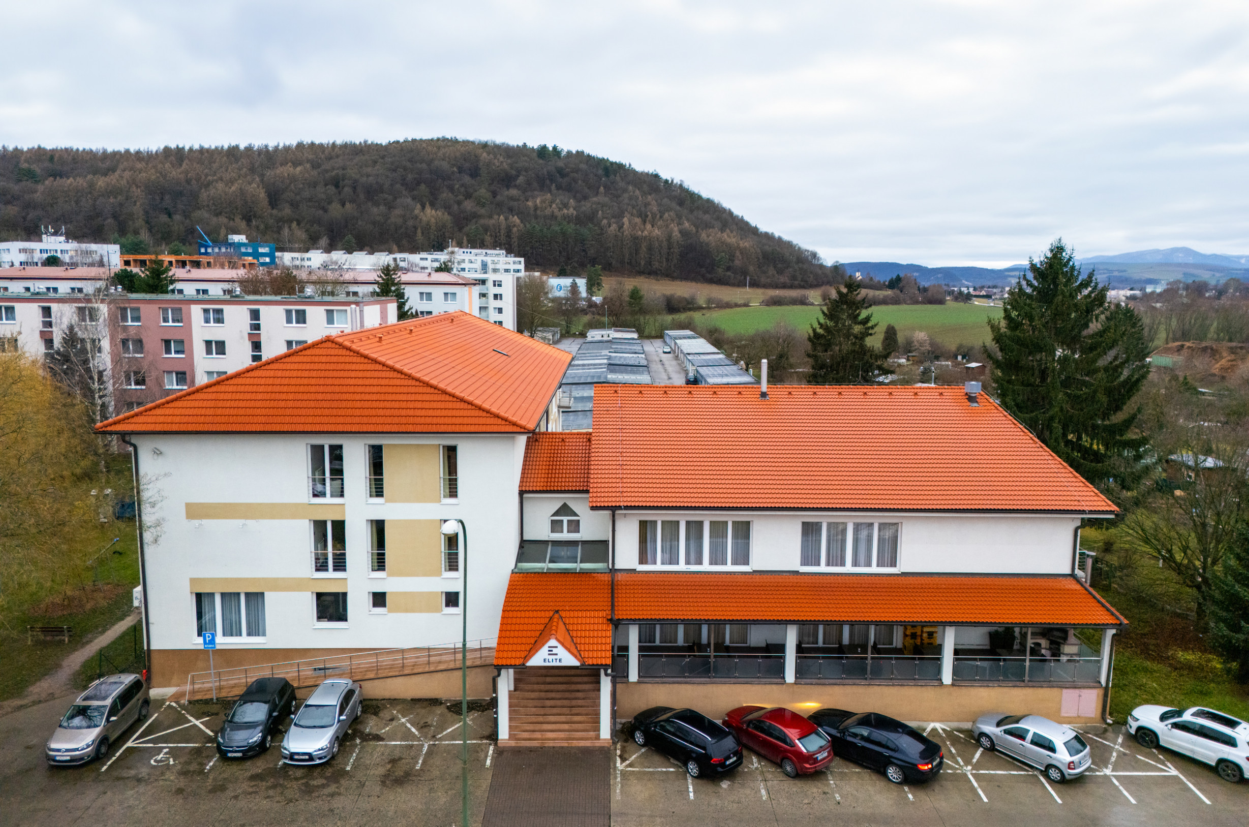 Na predaj elegantný kongresový Hotel Elite v Novej Dubnici