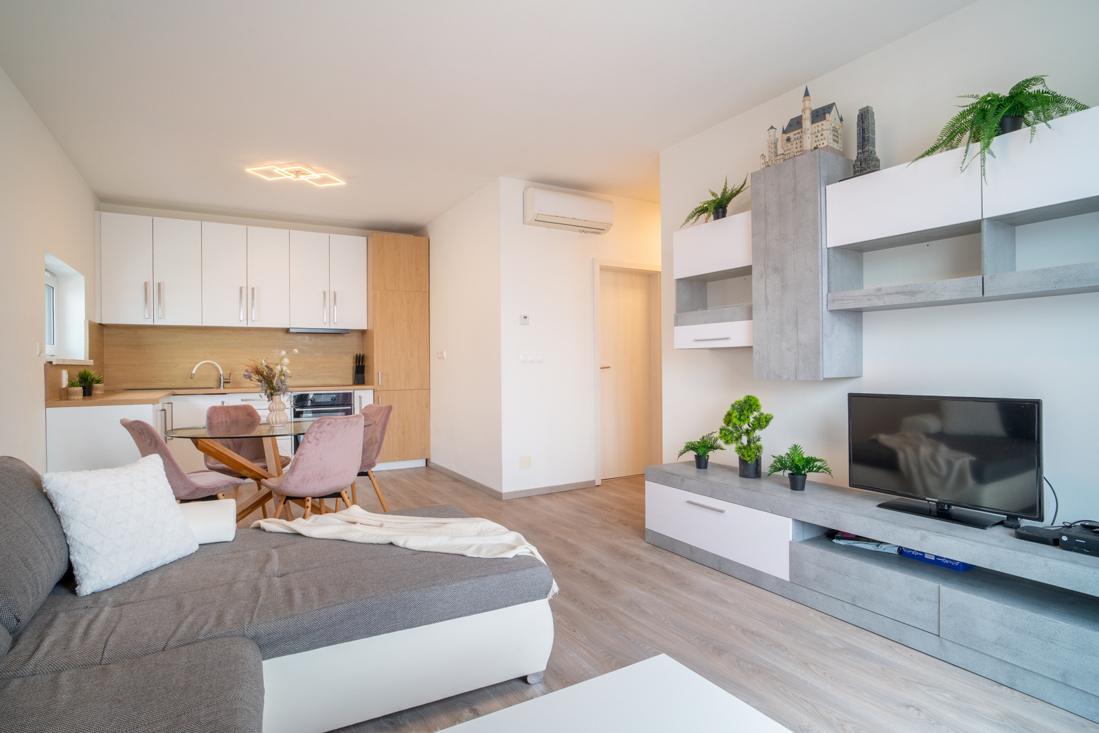 Na prenájom 2-izbový byt v obci Kostolište